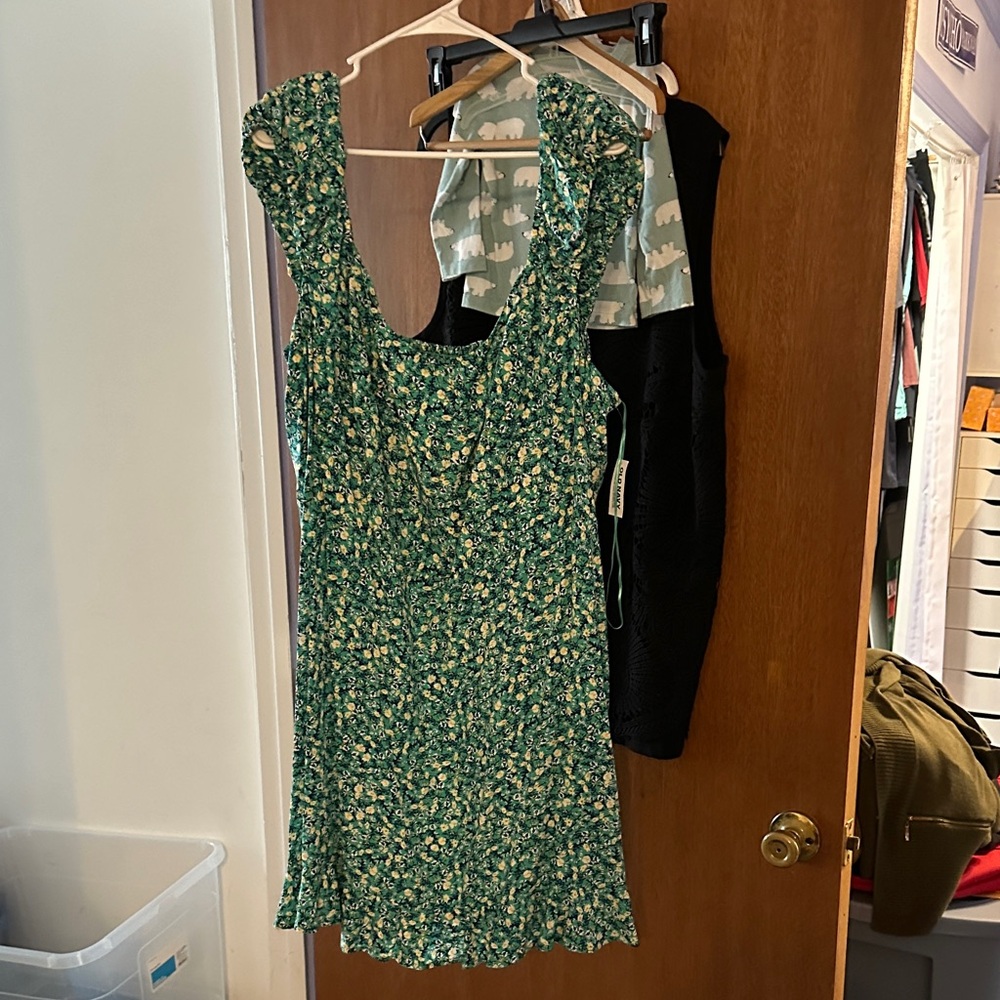 Old Navy Green Floral Mini Dress